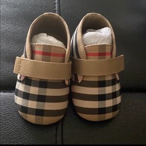 Burberry Infant Booties